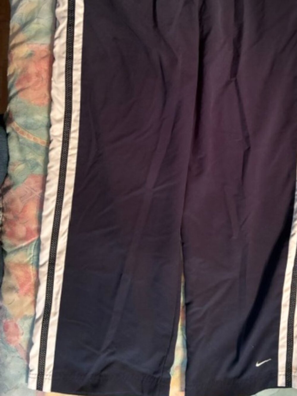 Nike Dri-Fit black women’s capri pants, size L (12-14)